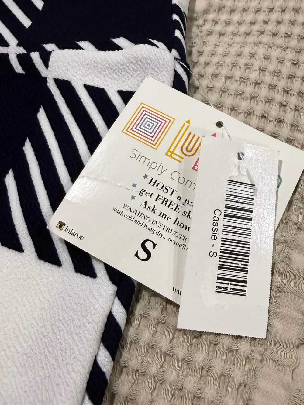 NWT LuLaRoe Cassie Navy Blue & White Checkered Knit Pencil Skirt - Picture 10 of 14